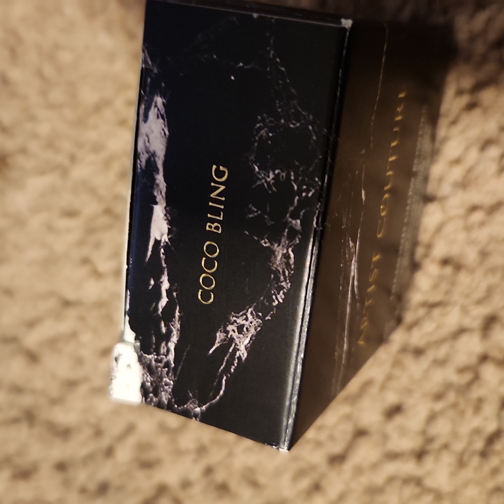 Huda Beauty eyeshadow make up bundle new - Picture 3 of 4
